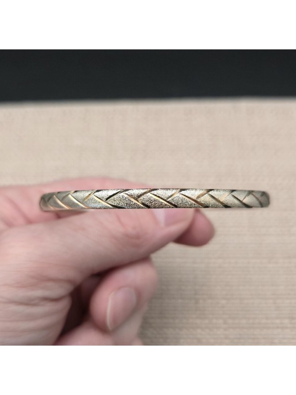 7 Inch Vintage Diamond Cut Frosted Criss Cross Engraved Sterling Silver Bracelet